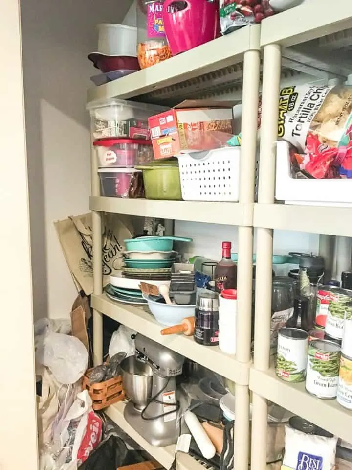 disorganized pantry before diy renovation