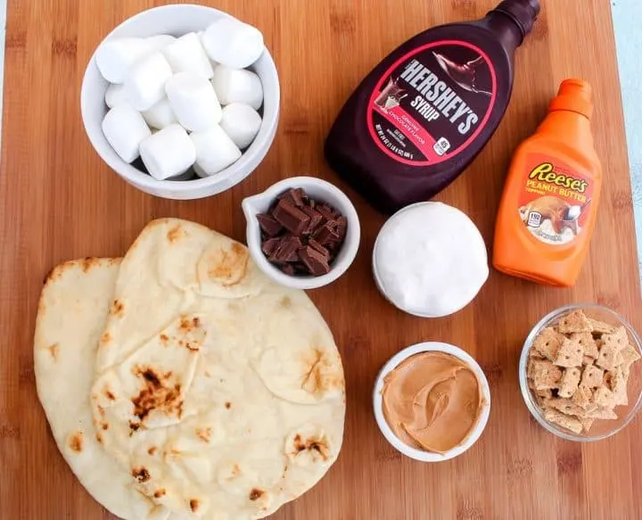 Ingredients List for Peanut butter s'mores pizza