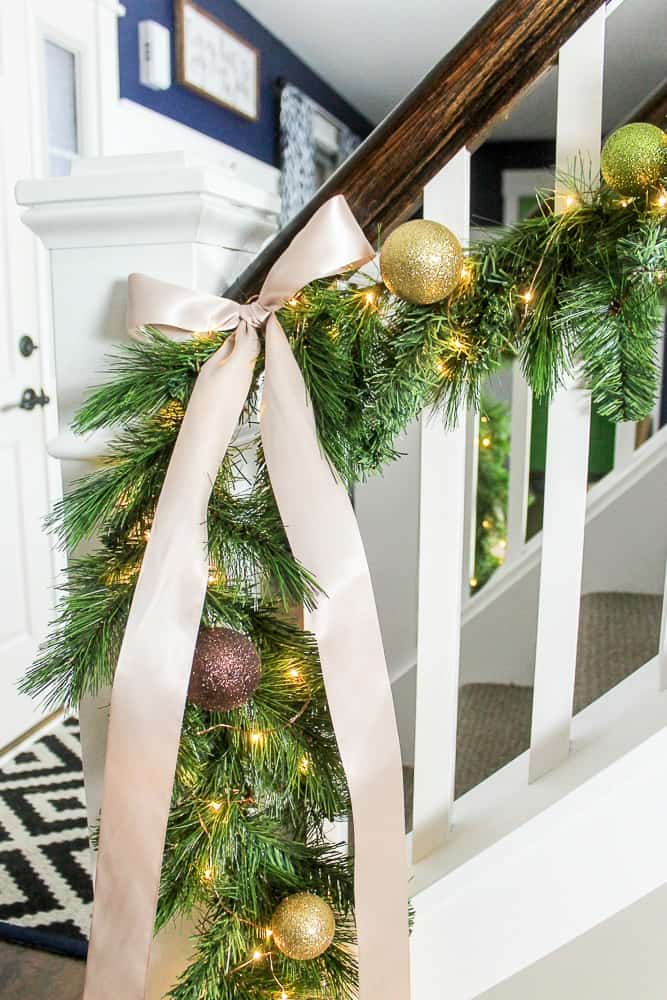 how to make evergreen garland with light