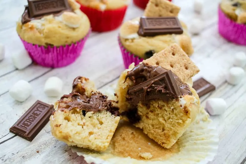 S'mores muffins recipe with marshmallows