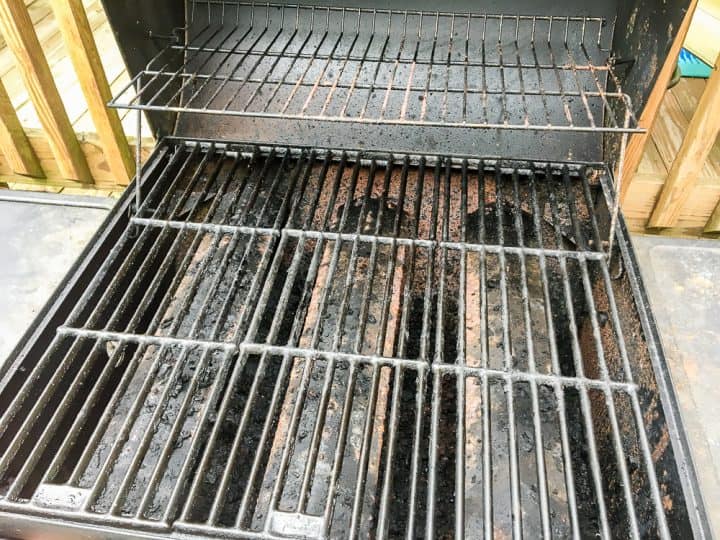 How to clean a grill with a steam machine